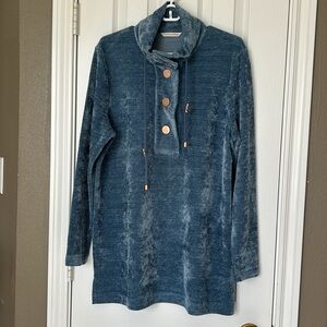 NWOT Soft Surroundings velour top Size L